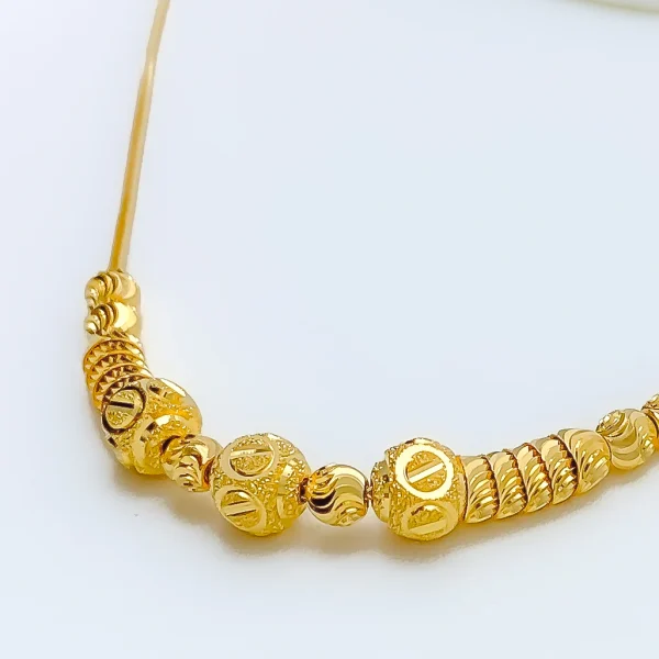 Opulent Fashionable 22k Gold Necklace - Image 4