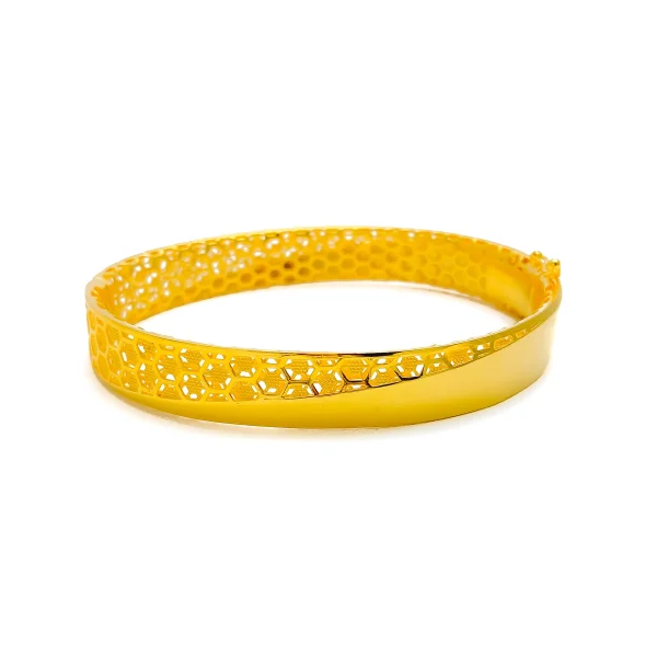 Palatial Decorative 22k Gold Netted Bangle Bracelet